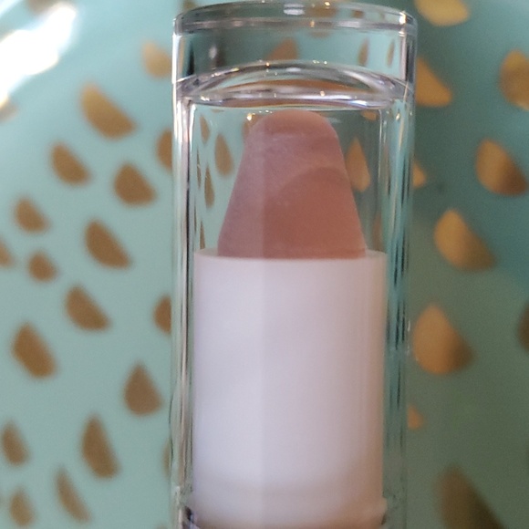 Concealer & Correction Bundle 🥳 - Picture 7 of 8